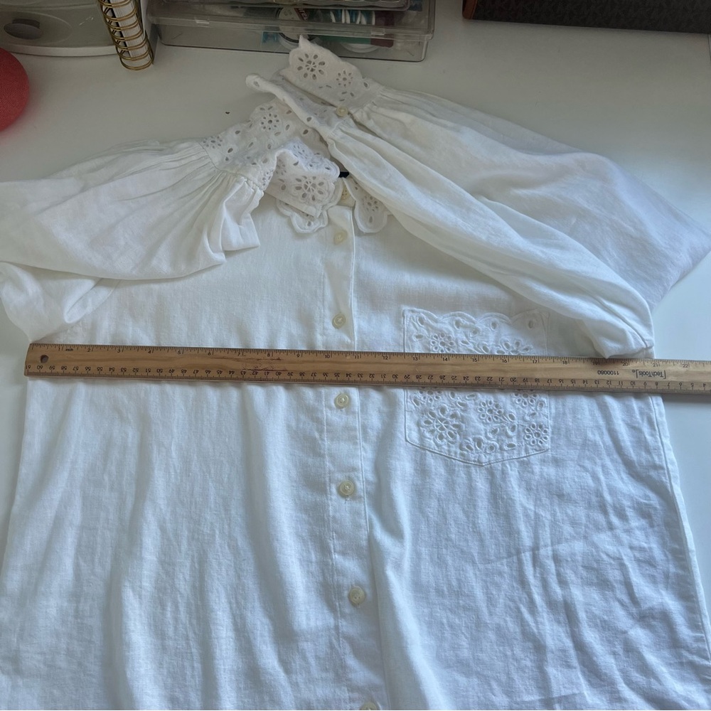 Ann Taylor Elegant White Eyelet Blouse Classic Size M NWT - Picture 14 of 15